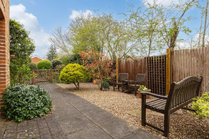 Photo 25- click for photo gallery